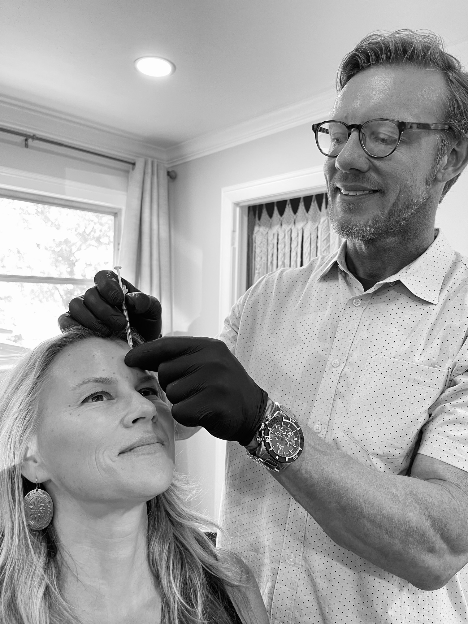 Provider-led regenerative treatment at (R)Evolution MedSpa in Decatur, Georgia